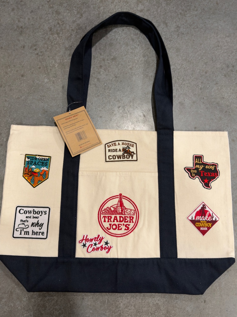 One of a Kind Trader Joe’s Canvas Tote NWT Handmade Western Patch Bag - Picture 9 of 9